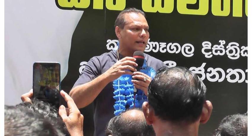ශ්‍රීලනිප හැර යන්නේ නෑ..